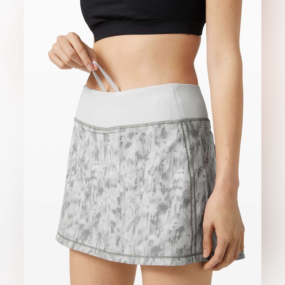 Lululemon Pace Rival Patterned Gray Skort - image 2